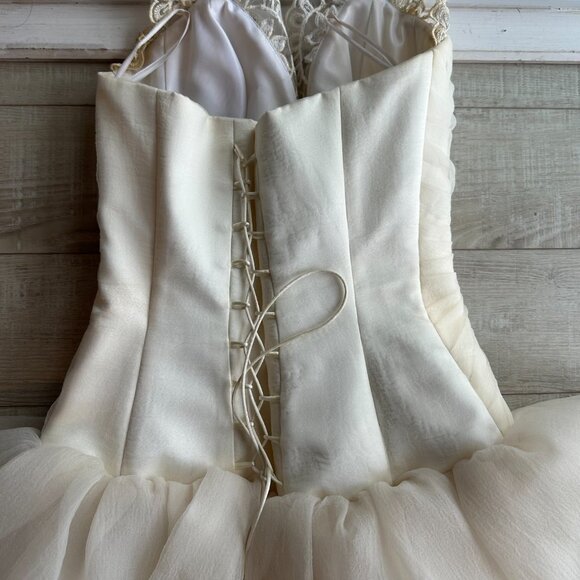 Wedding dress Corset size 2-4. Design UNONA - Picture 3 of 8